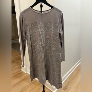 Vigorella Lightweight Asymmetric Gray Dress (Sz M)